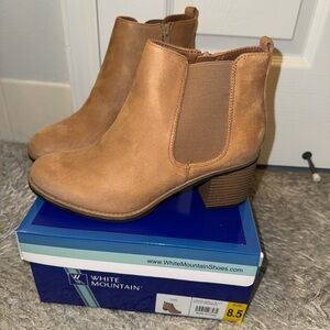 Tan White Mountain Suede Boots!